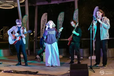 Музыкальная площадка Квартирника «Все свои» в рамках «Челнинского НЕфестиваля»