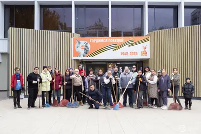 Сегодня сотрудники арт-резиденции молодежного центра «Нур»