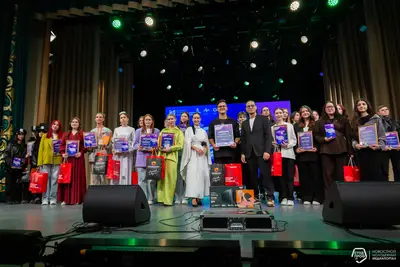 Творческий вечер гала-концерта городского фестиваля студенческого творчества «День первокурсника – 2025» набирает обороты