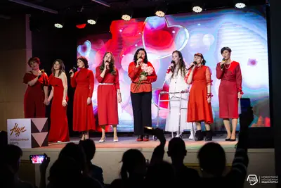 Сегодня в шоу-зале молодежного центра «Нур» состоялся концерт вокальной студии «Эксклюзив», приуроченное к Декаде инвалидов